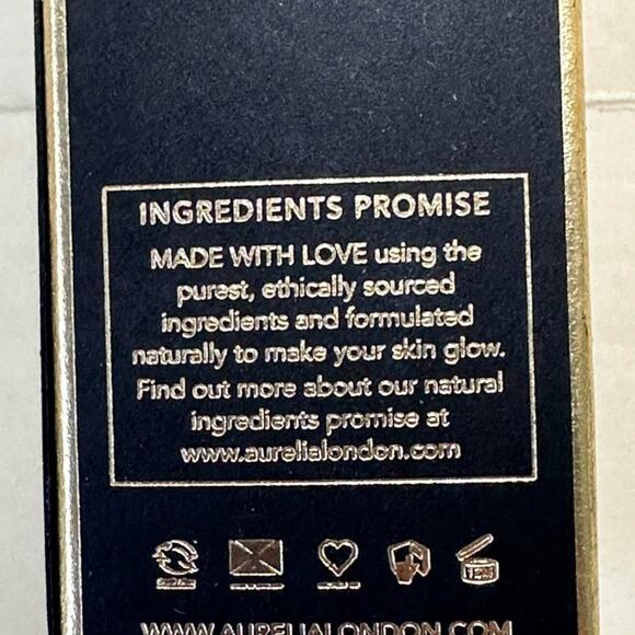Aurelia London Resurfacing Serum - Picture 8 of 8